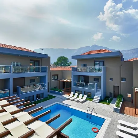 Mary's 3* クリッシ・アモウディア