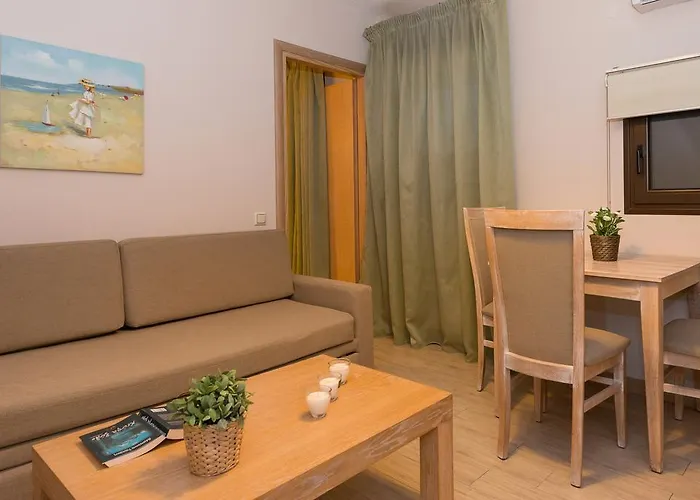 Mary's クリッシ・アモウディア