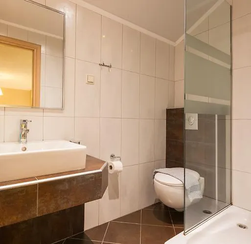 Mary's アパートホテル 3*