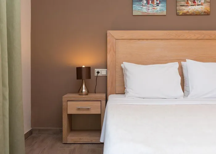 Mary's Ξενοδοχείο με διαμερίσματα 3*